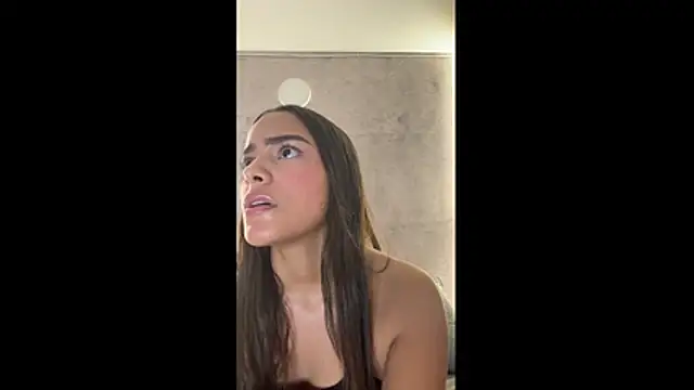 Snapshot of Nicky_and_Blake chatting on November 2025 07:24:02 PM Nicky and Blake online show from November 2025 07:24:02 PM