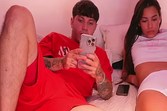 Snapshot of Nicky_and_Blake chatting on February 2025 12:15:01 AM Nicky and Blake online show from February 2025 12:15:01 AM