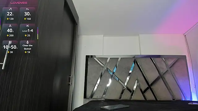 samaay07  online show from November 2025 11:49:01 PM