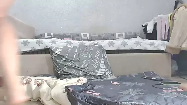 Vika  online show from November 2025 02:32:01 PM