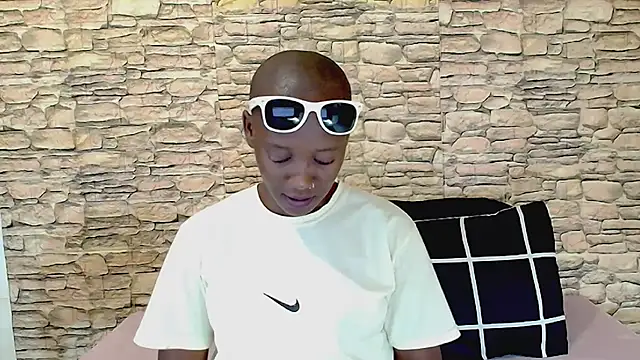 EbonyOlive69 online show from April 2026 05:19:01 PM