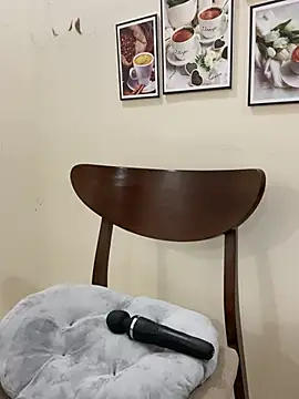 Snapshot of Shirato_hana chatting on March 2025 02:11:02 AM Shirato hana online show from March 2025 02:11:02 AM