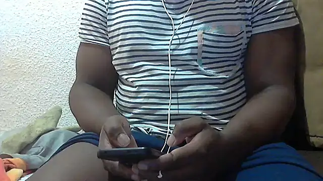 mmoiblack online show from October 2025 01:43:02 PM