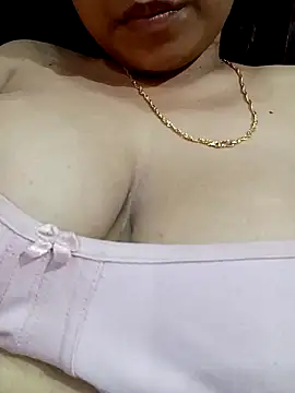 miyaababy online show from May 2026 04:45:01 PM