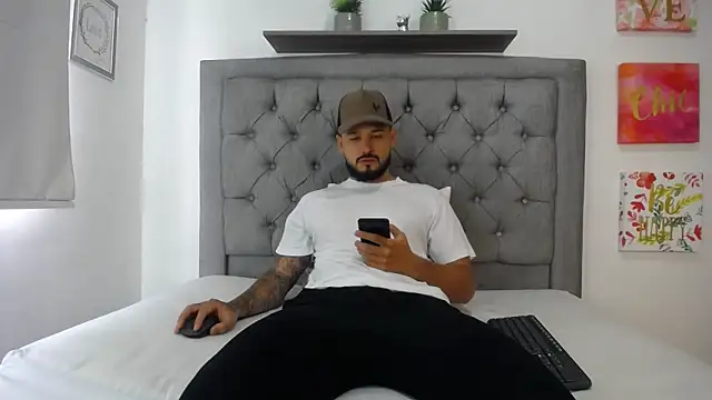 Emma beautifull online show from January 2025 02:04:01 PM