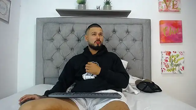 Emma beautifull online show from January 2025 02:49:02 AM