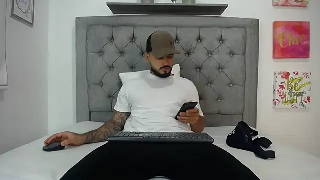 Emma beautifull online show from January 2025 12:16:02 AM