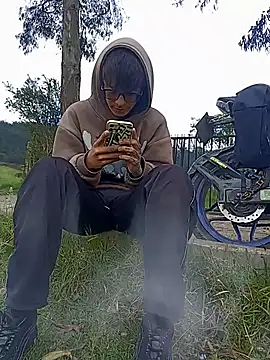 Cuervo maniaco online show from November 2025 03:01:02 PM