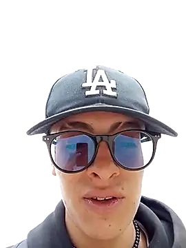 Snapshot of Cuervo_maniaco chatting on February 2025 04:27:01 PM Cuervo maniaco online show from February 2025 04:27:01 PM