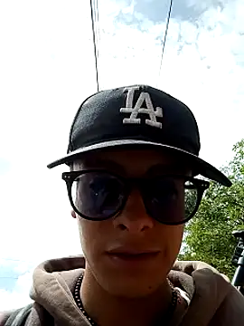 Snapshot of Cuervo_maniaco chatting on March 2025 03:01:01 PM Cuervo maniaco online show from March 2025 03:01:01 PM