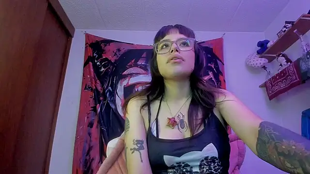Snapshot of Lucyfx666 chatting on June 2026 04:45:01 AM Lucyfx666 online show from June 2026 04:45:01 AM