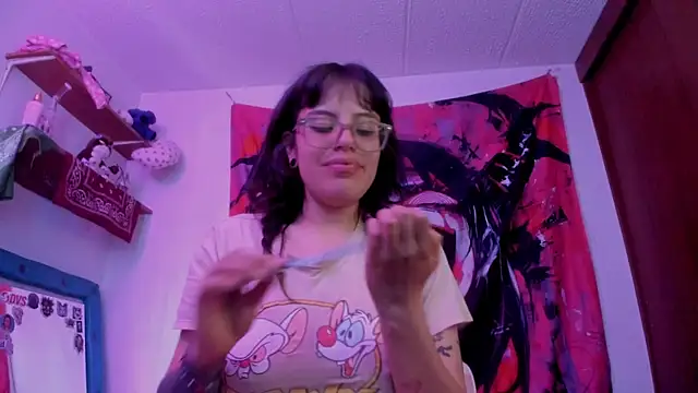 Lucyfx666 online show from May 2026 07:12:01 PM