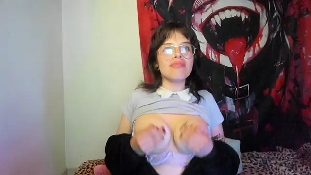 Lucyfx666 online show from October 2025 04:33:01 AM