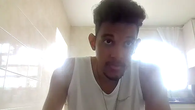 Snapshot of RenziTatte chatting on September 2025 12:09:02 PM RenziTatte online show from September 2025 12:09:02 PM