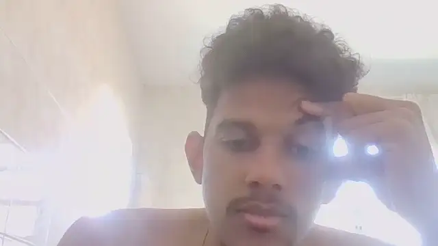 Snapshot of RenziTatte chatting on September 2025 01:38:02 PM RenziTatte online show from September 2025 01:38:02 PM