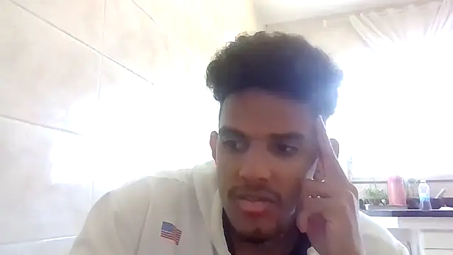 Snapshot of RenziTatte chatting on September 2025 04:19:02 PM RenziTatte online show from September 2025 04:19:02 PM