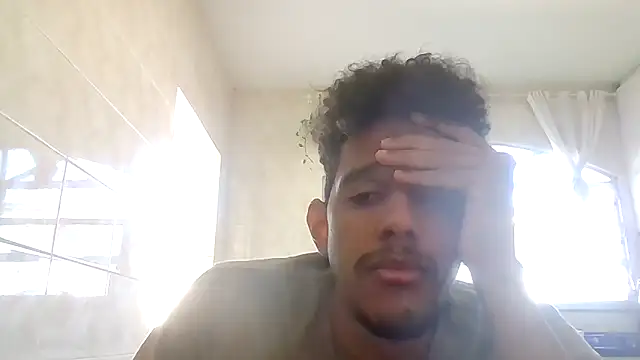 Snapshot of RenziTatte chatting on September 2025 11:49:02 AM RenziTatte online show from September 2025 11:49:02 AM