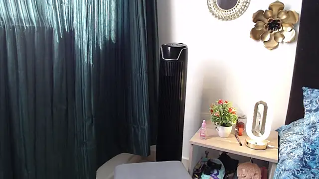 TatianaMonteross online show from March 2026 07:15:01 PM