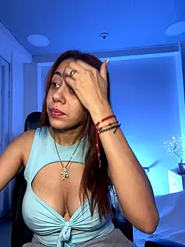 Snapshot of AnnbellaRosse chatting on November 2025 05:28:02 PM AnnbellaRosse online show from November 2025 05:28:02 PM