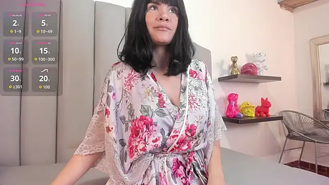 Snapshot of luccy21_ chatting on October 2025 02:28:02 PM luccy21 online show from October 2025 02:28:02 PM