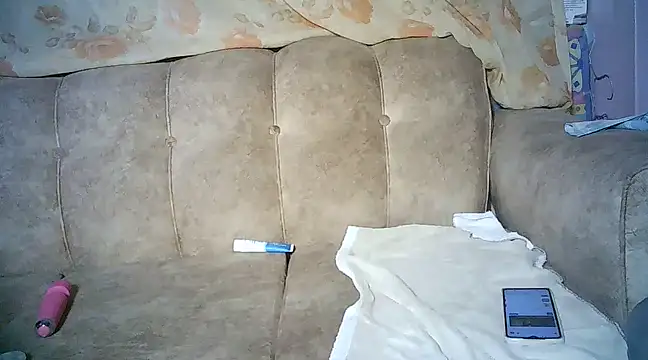 Snapshot of Queenxqu chatting on February 2025 10:21:01 PM Queenxqu online show from February 2025 10:21:01 PM