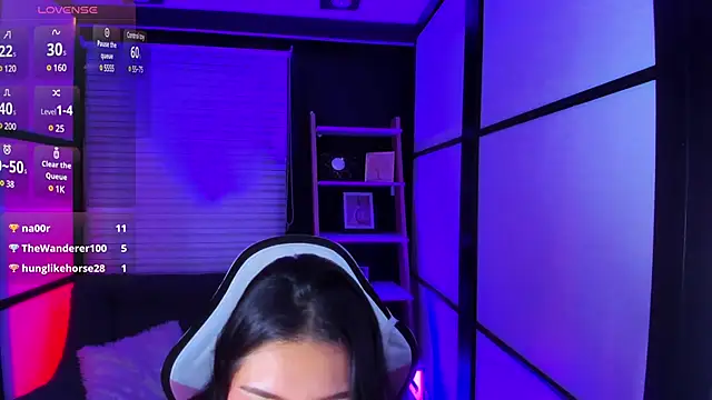 Snapshot of TifanyWhite_ chatting on February 2025 10:54:01 PM TifanyWhite online show from February 2025 10:54:01 PM