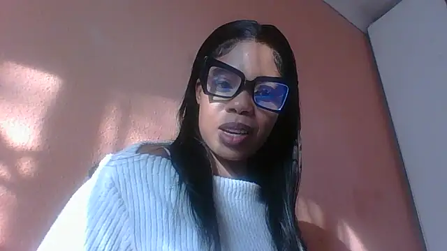 Snapshot of NAUGHTYSHALOTXX chatting on June 2026 02:06:01 PM NAUGHTYSHALOTXX online show from June 2026 02:06:01 PM