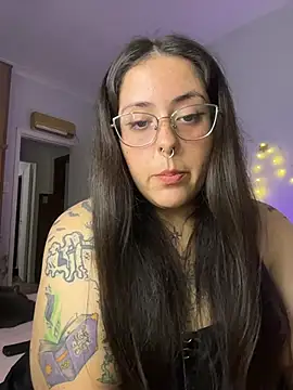 Mizztikaa online show from April 2026 12:06:02 AM