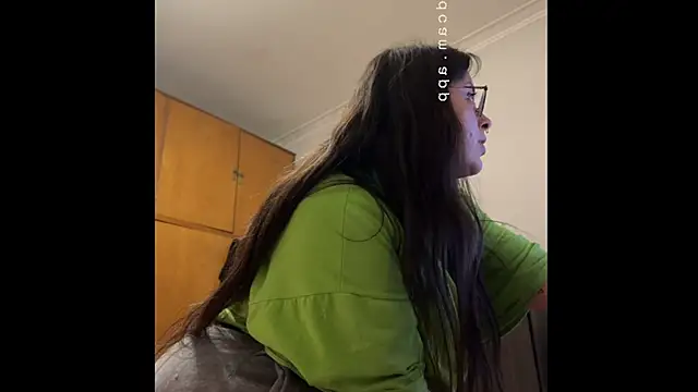 Snapshot of Mizztikaa chatting on November 2025 06:52:02 PM Mizztikaa online show from November 2025 06:52:02 PM