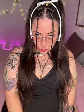 Mizztikaa online show from June 2026 10:37:02 PM