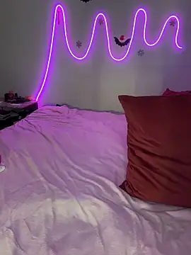 Mizztikaa online show from December 2025 02:41:02 PM