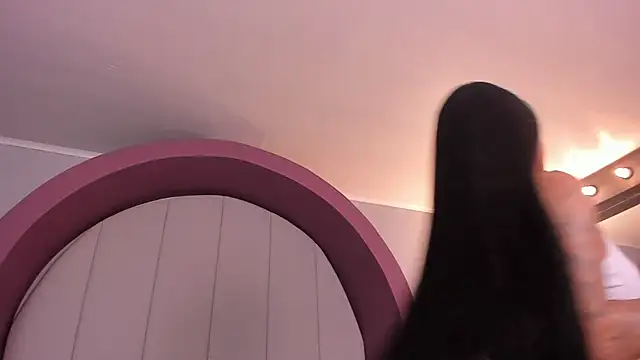 Snapshot of morganlake_ chatting on October 2025 03:36:01 AM morganlake online show from October 2025 03:36:01 AM