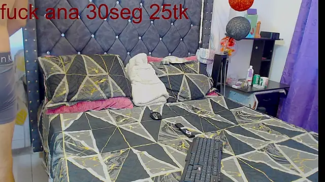 leoytessa 10 online show from March 2025 03:18:02 PM