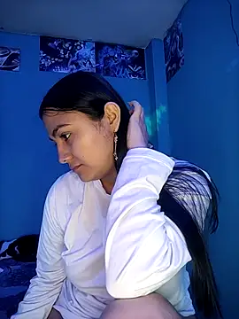 Nahiara velez online show from December 2025 10:55:01 PM