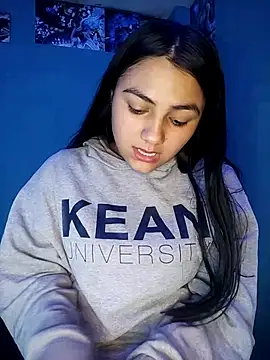 Nahiara velez online show from October 2025 12:47:02 AM