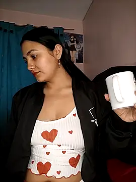 Nahiara velez online show from March 2025 12:07:02 AM