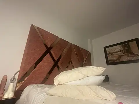 Snapshot of Candy_sexyy chatting on March 2025 01:17:02 AM Candy sexyy online show from March 2025 01:17:02 AM