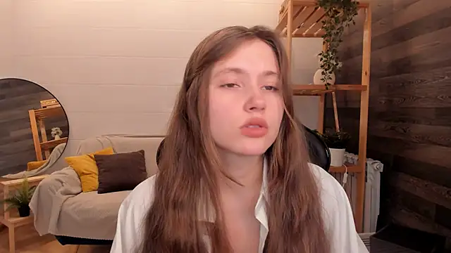 MaryannSoftt online show from September 2025 03:39:01 PM