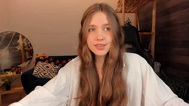 MaryannSoftt online show from October 2025 03:34:02 PM