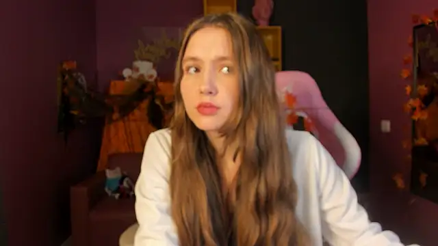 MaryannSoftt online show from October 2025 03:53:01 PM