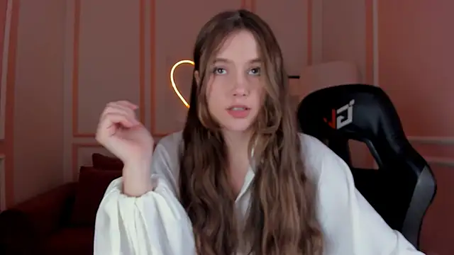 MaryannSoftt online show from September 2025 04:24:02 PM