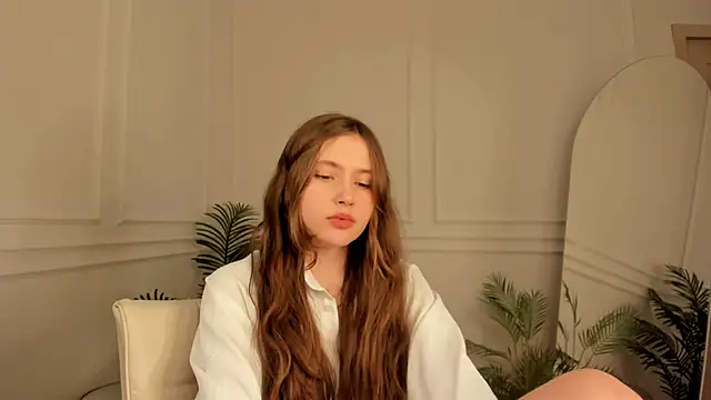 MaryannSoftt online show from September 2025 03:41:02 PM