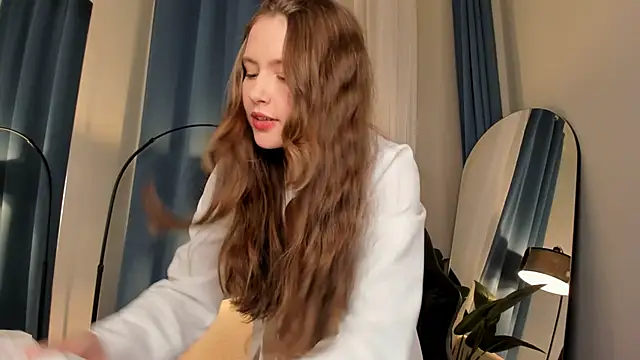 MaryannSoftt online show from October 2025 04:09:02 PM