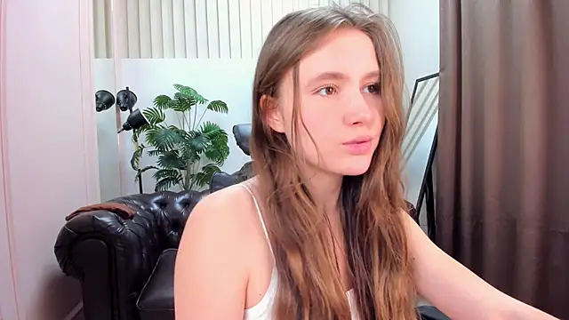 MaryannSoftt online show from February 2025 06:26:01 PM