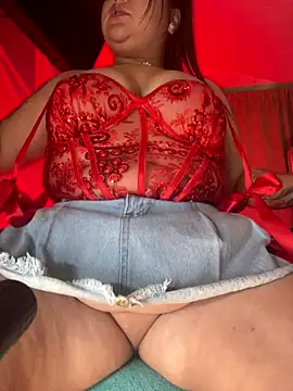 Snapshot of KinkyJessyHotxx chatting on October 2025 04:52:01 PM KinkyJessyHotxx online show from October 2025 04:52:01 PM