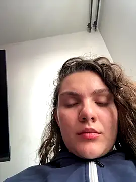 Snapshot of eva_y_marcelo chatting on November 2025 09:07:02 PM eva y marcelo online show from November 2025 09:07:02 PM