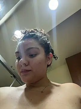 Snapshot of eva_y_marcelo chatting on March 2026 12:16:01 PM eva y marcelo online show from March 2026 12:16:01 PM