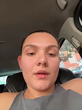 Snapshot of eva_y_marcelo chatting on January 2026 07:12:01 PM eva y marcelo online show from January 2026 07:12:01 PM