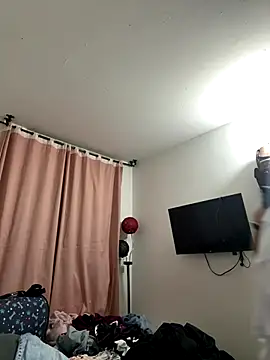 Snapshot of eva_y_marcelo chatting on November 2025 12:22:02 AM eva y marcelo online show from November 2025 12:22:02 AM