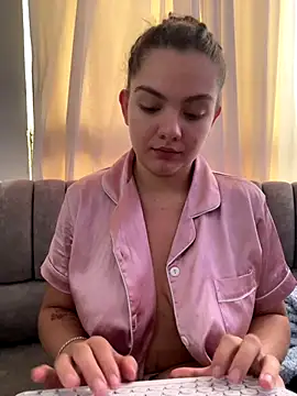 eva y marcelo online show from September 2025 12:33:01 PM